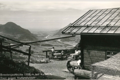 bg0619-08