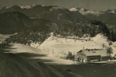 bg1210-09