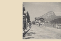 bg0218-03