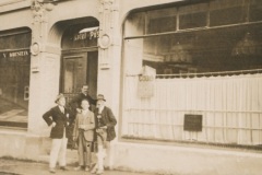 bg0212-11