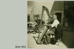 bg0416-03