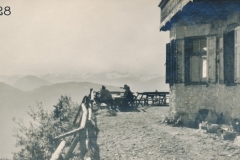 bg0915-06