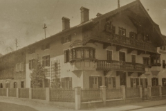 bg1016-03